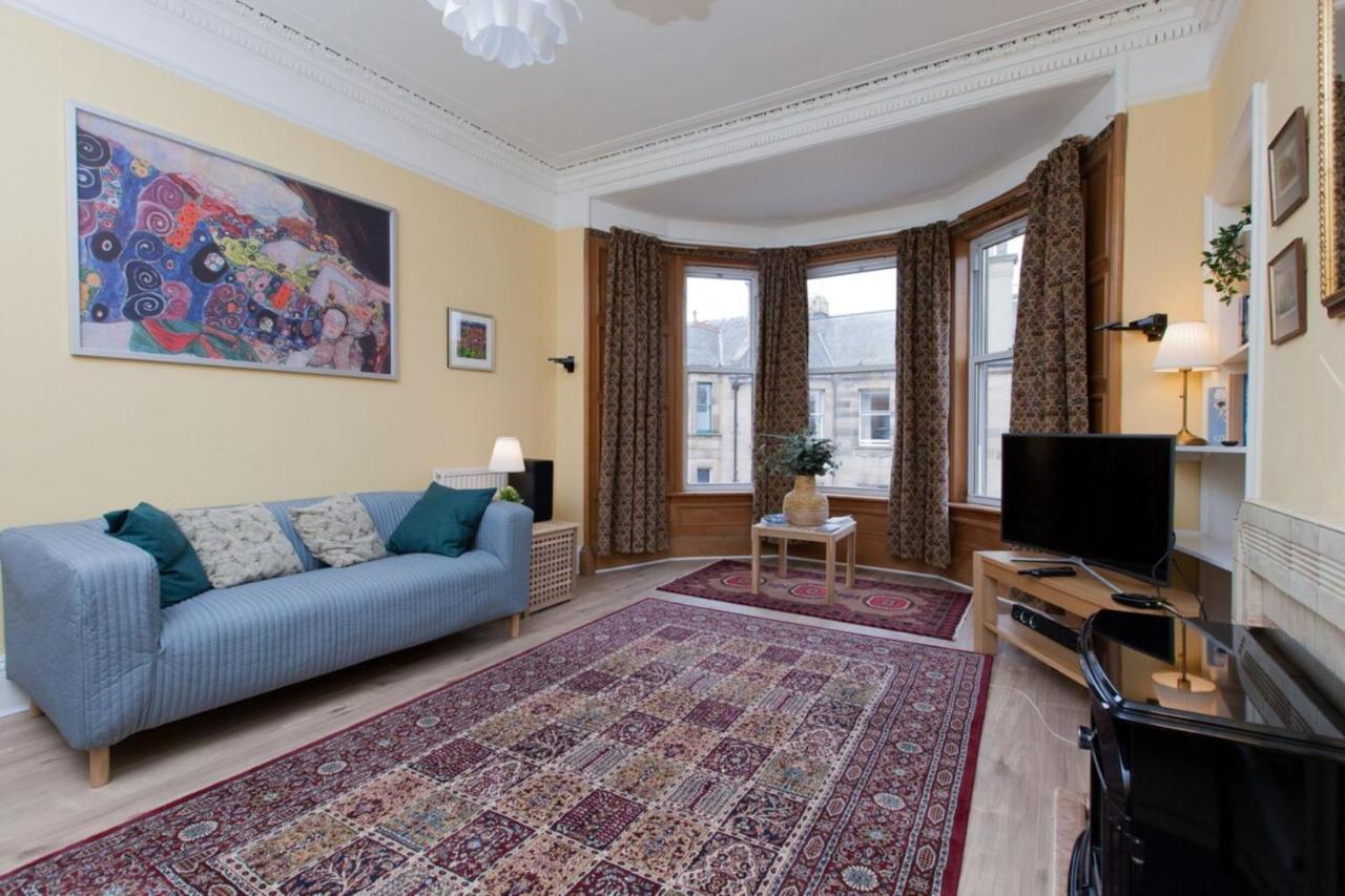Elegant Traditional Edinburgh City Centre Flat Экстерьер фото
